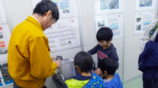 社員家族工場見学会を開催