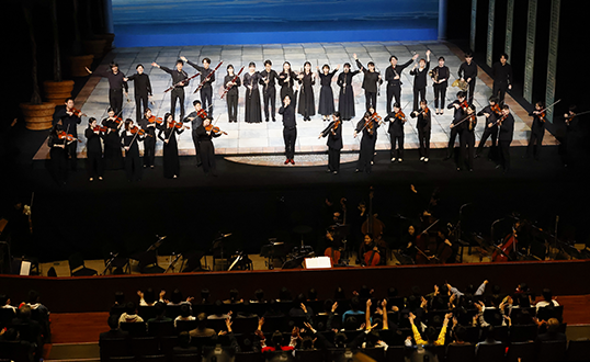 ロームシアター京都が制作拠点の教育プロジェクト「小澤征爾音楽塾」