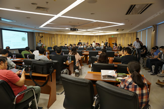 チュートリアル講演会場風景