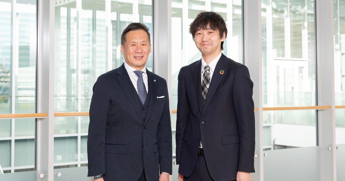 左：華 健豪 氏、右：山口 雄平 氏